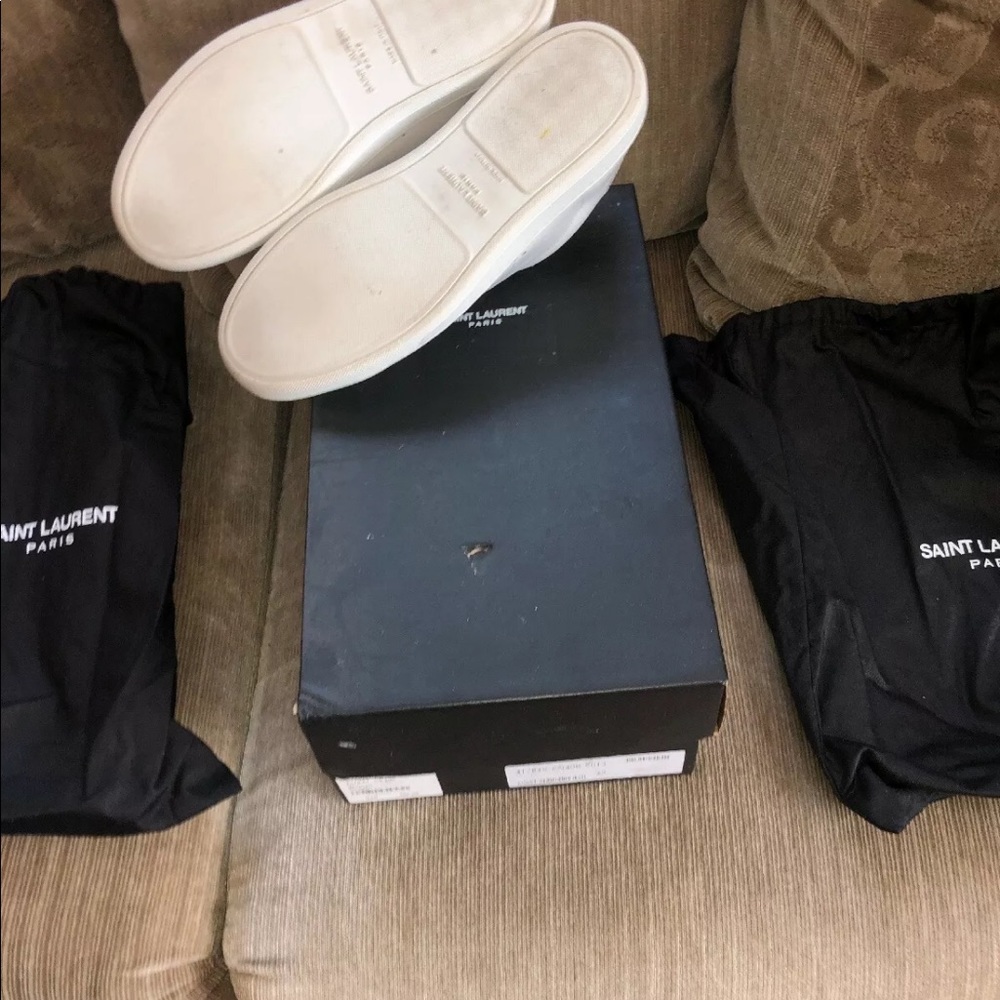 Saint Laurent - Picture 4 of 8